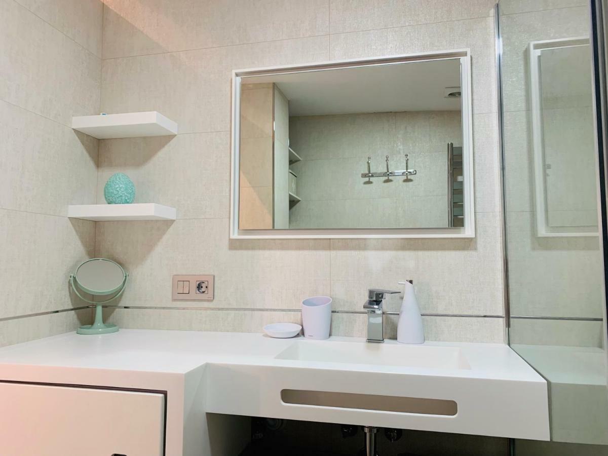 סביליה Cathedral Studio, Luxury Studio In Cathedral Area, Parking Optional מראה חיצוני תמונה