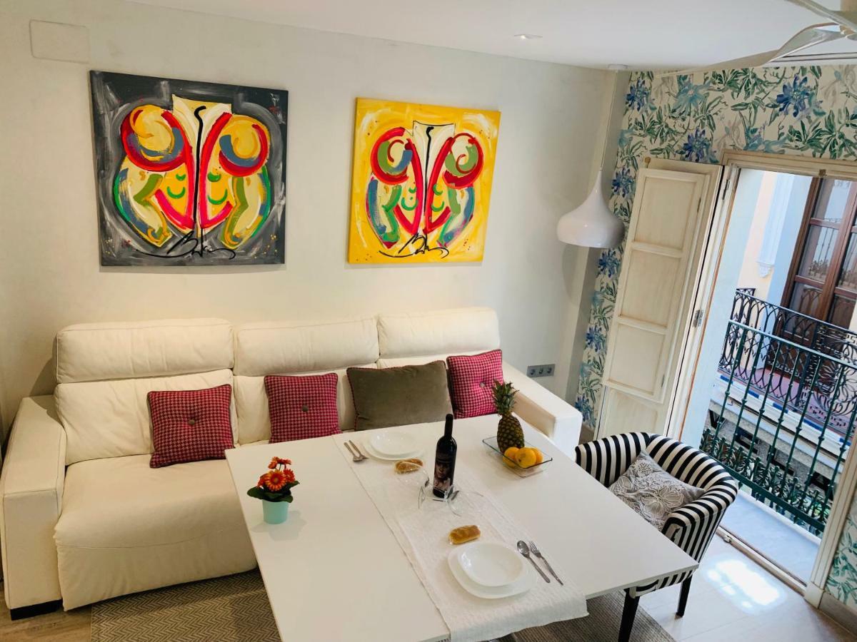 סביליה Cathedral Studio, Luxury Studio In Cathedral Area, Parking Optional מראה חיצוני תמונה